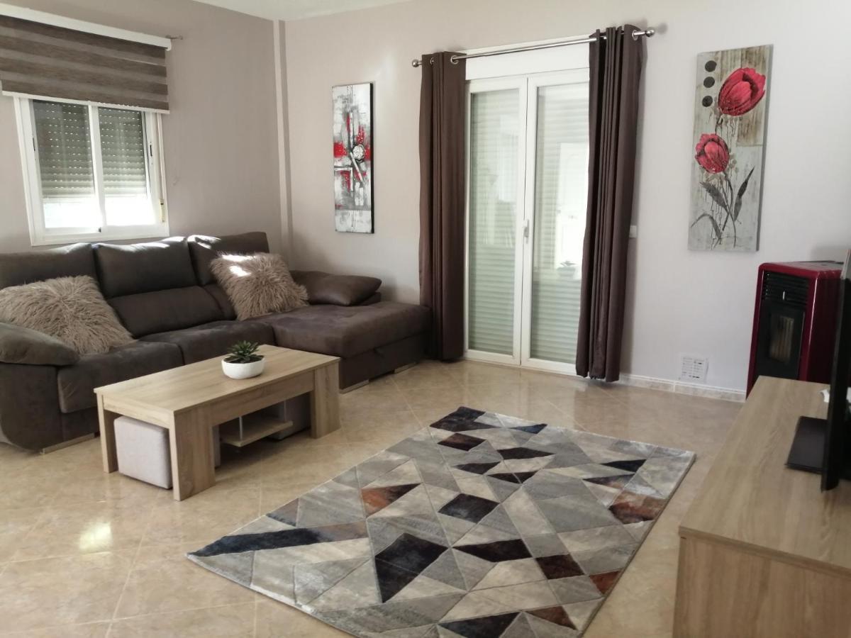 Villa Los Castos Immaculate 2-Bed Villa Arboleas 外观 照片
