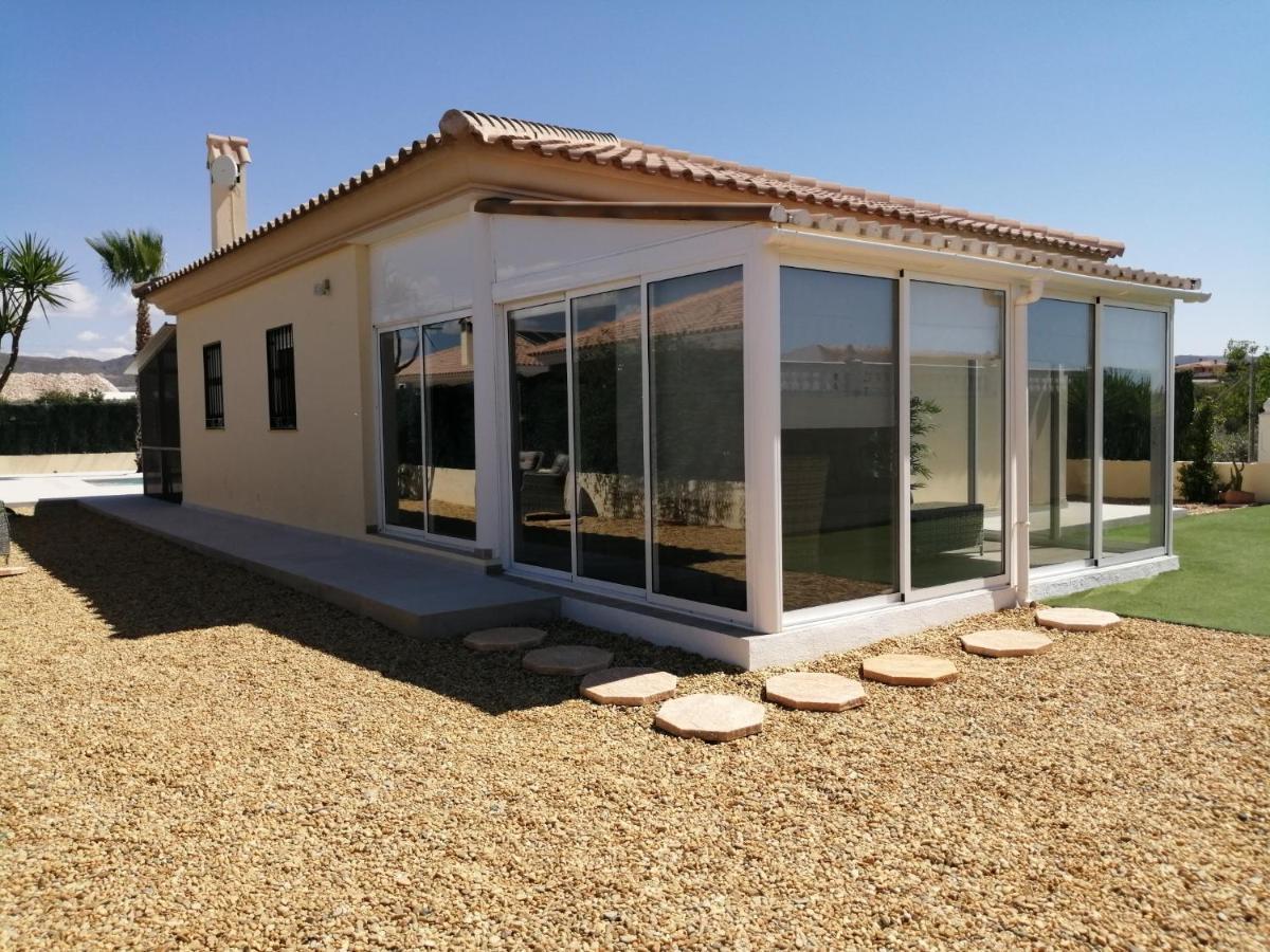 Villa Los Castos Immaculate 2-Bed Villa Arboleas 外观 照片