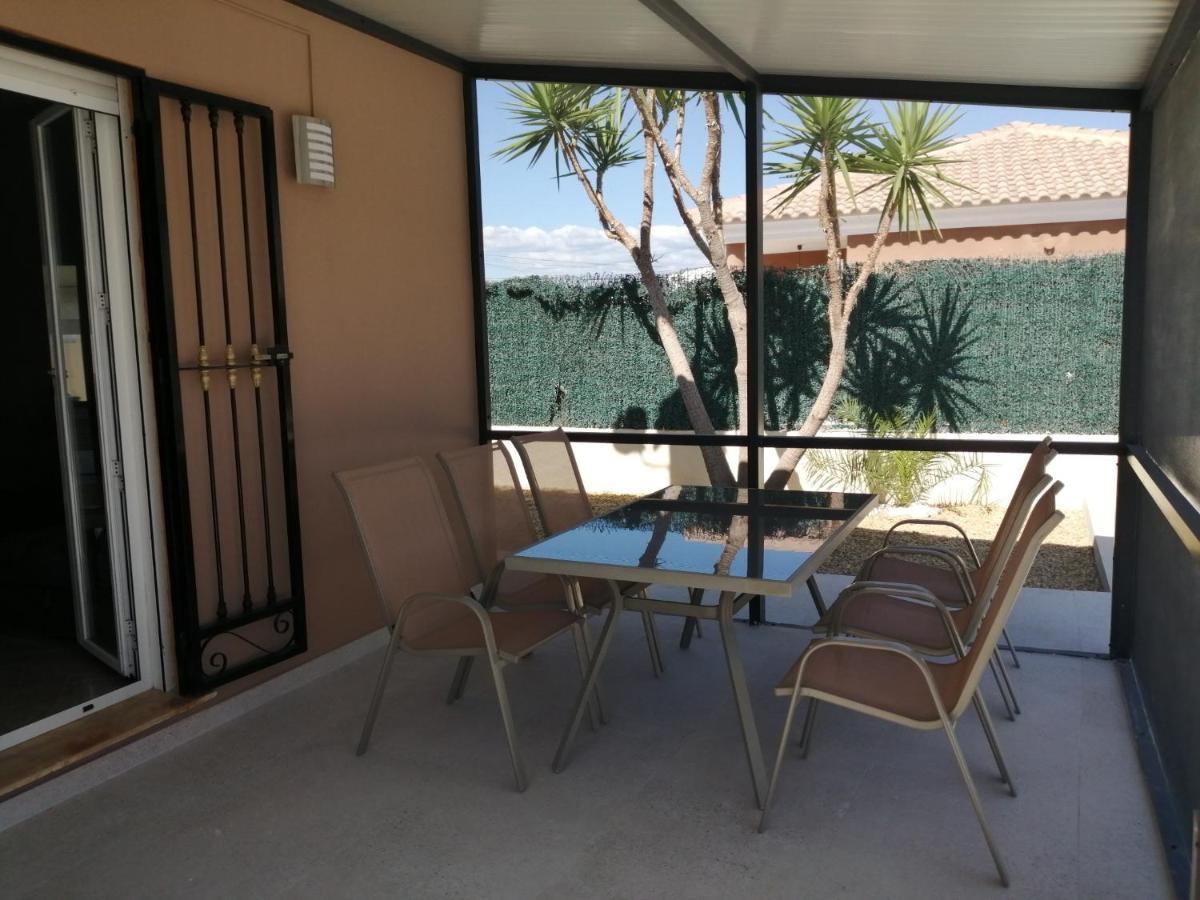 Villa Los Castos Immaculate 2-Bed Villa Arboleas 外观 照片