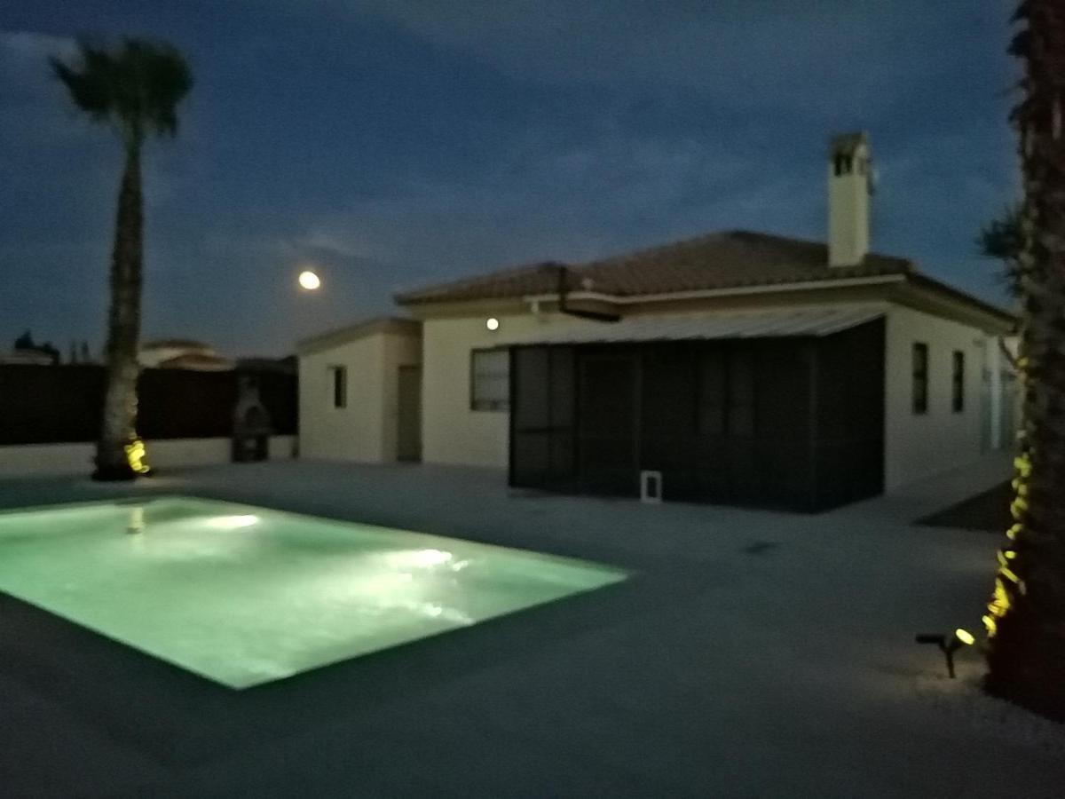 Villa Los Castos Immaculate 2-Bed Villa Arboleas 外观 照片